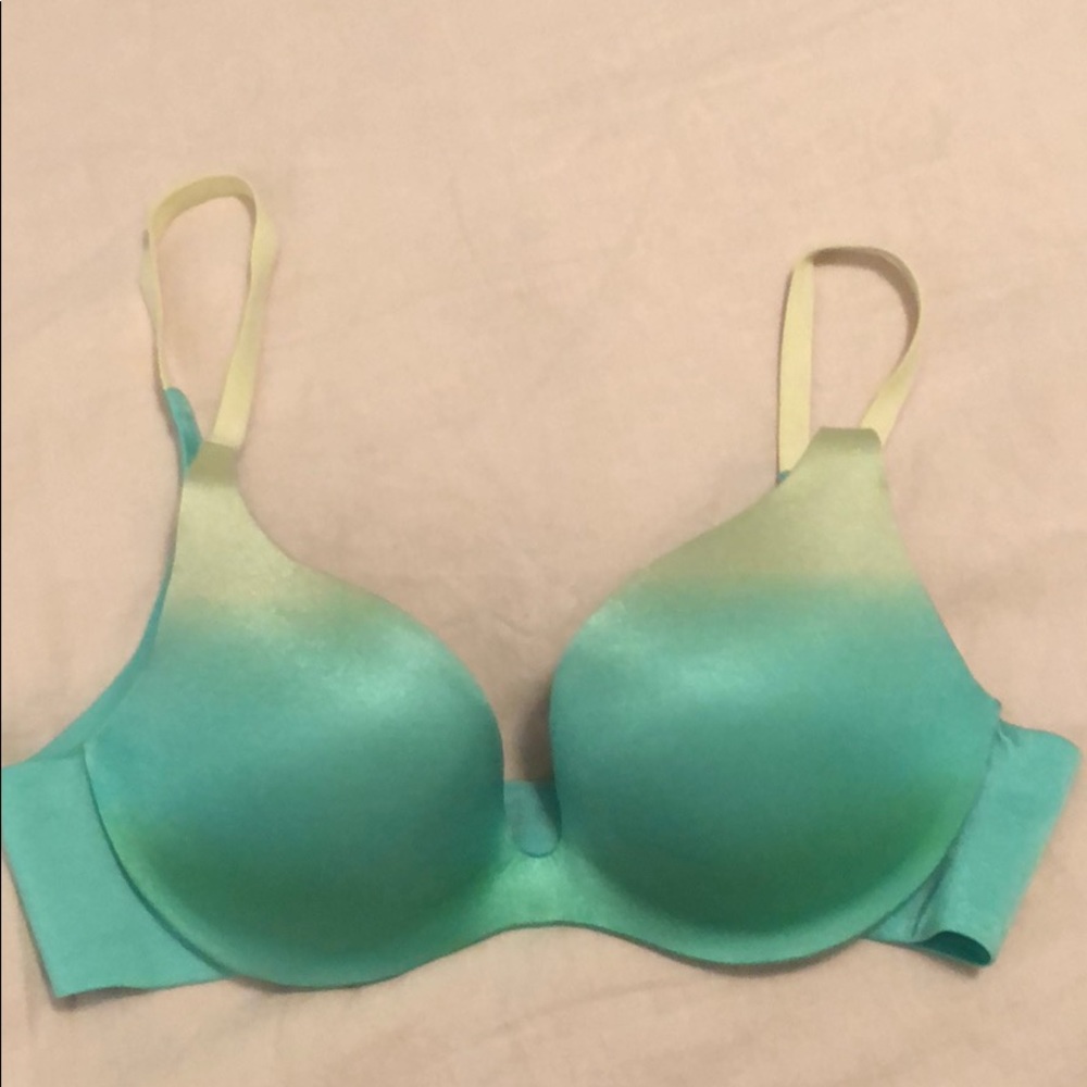 Victoria Secret Pushup Bra